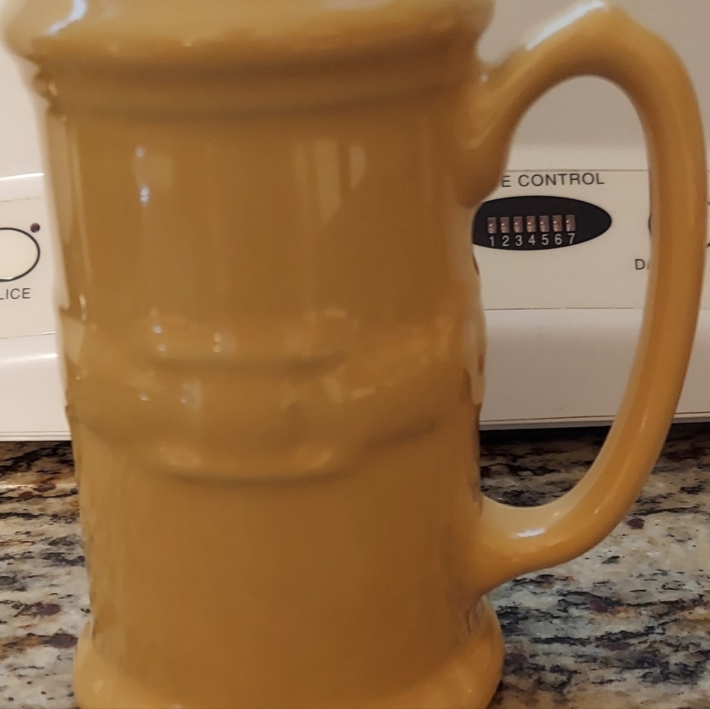Longaberger Large Butternut Pepper Shaker Only